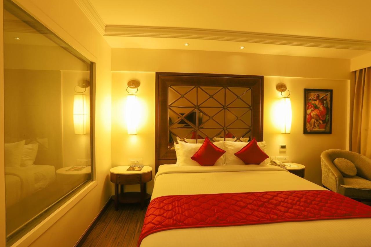The Saibaba Hotel Chennai Dış mekan fotoğraf